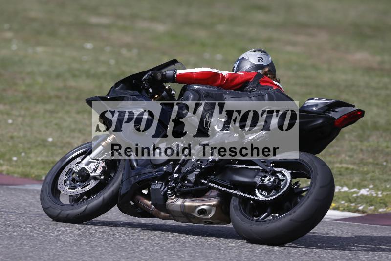 /30 27.07.2026  Dunlop Ride und Test Day ADR/Gruppe gelb Erfahren/77